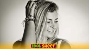 Kelsey Collins Net Worth