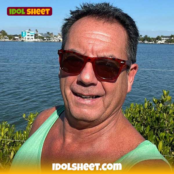Michael Dowd Net Worth
