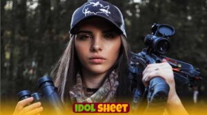 Chelsie Deville Net Worth